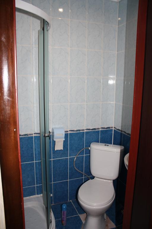 קרמנצ'וג Motel Pid Strihoyu חדר תמונה