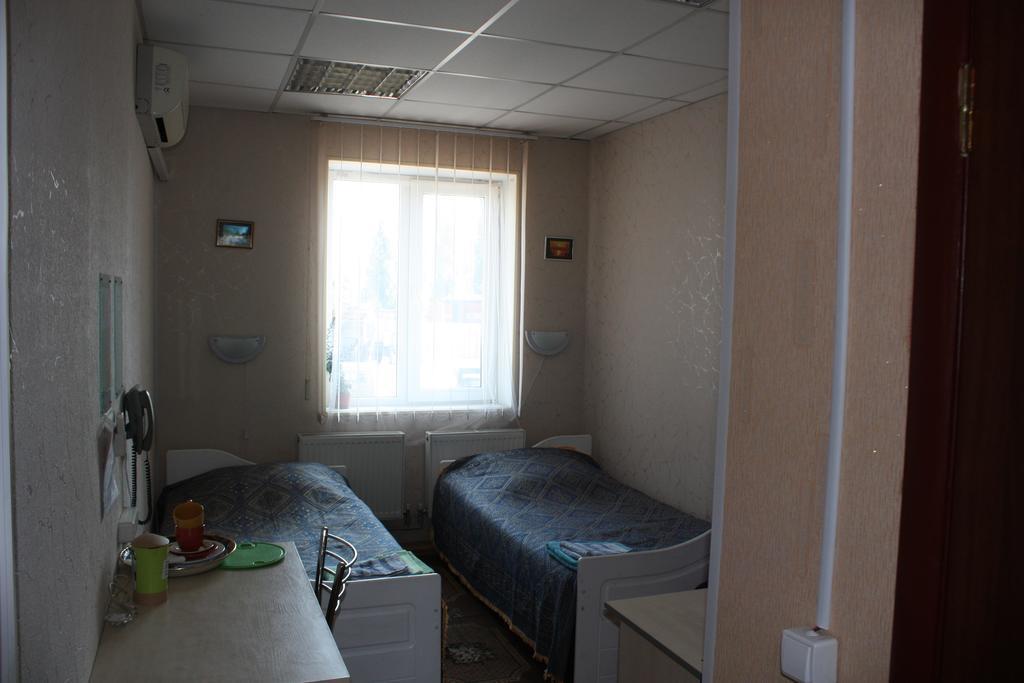 קרמנצ'וג Motel Pid Strihoyu חדר תמונה
