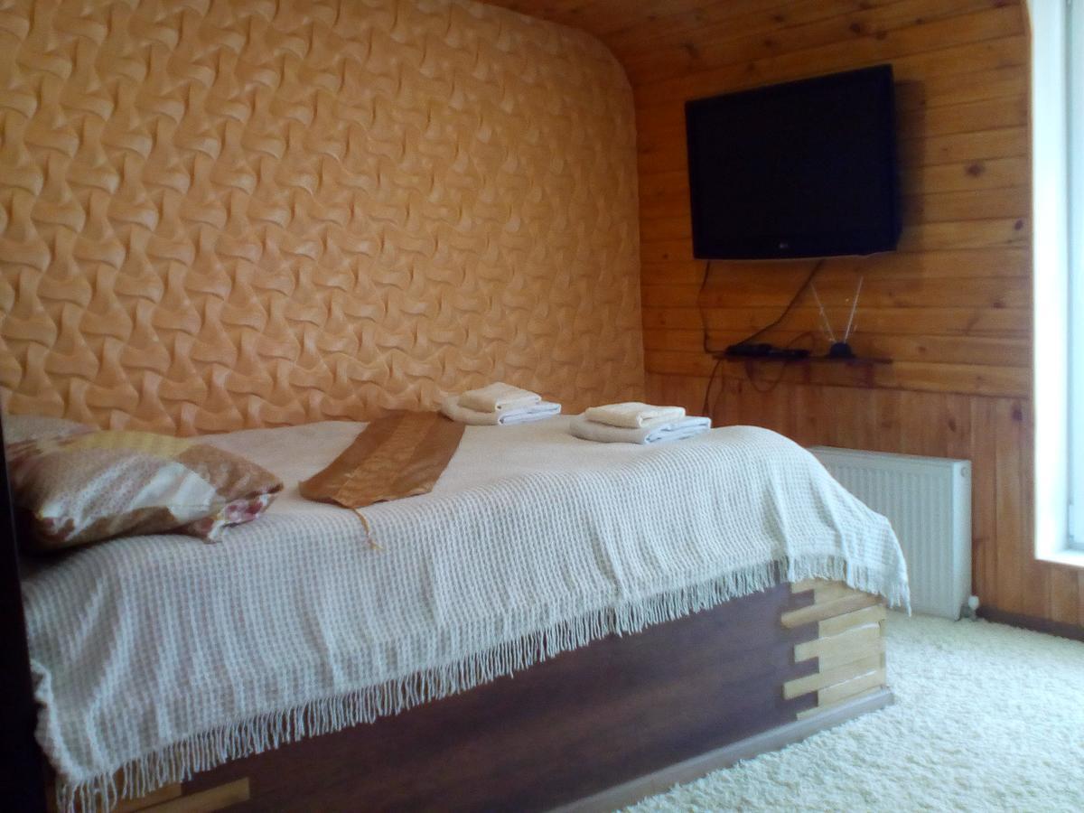 קרמנצ'וג Motel Pid Strihoyu מראה חיצוני תמונה
